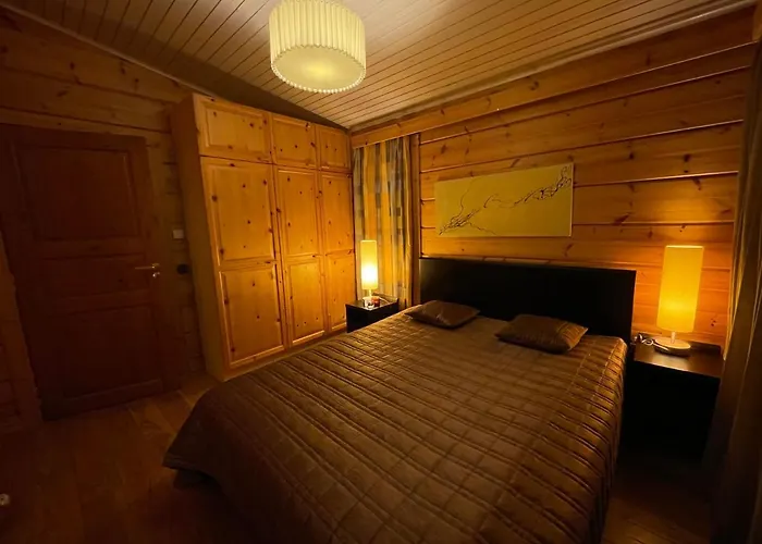 Saarilandia * 萨翁林纳